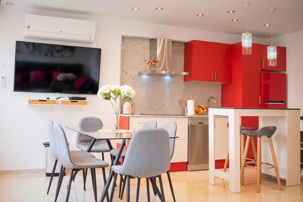 My Sweet Pink Apartment Бенидорм Екстериор снимка