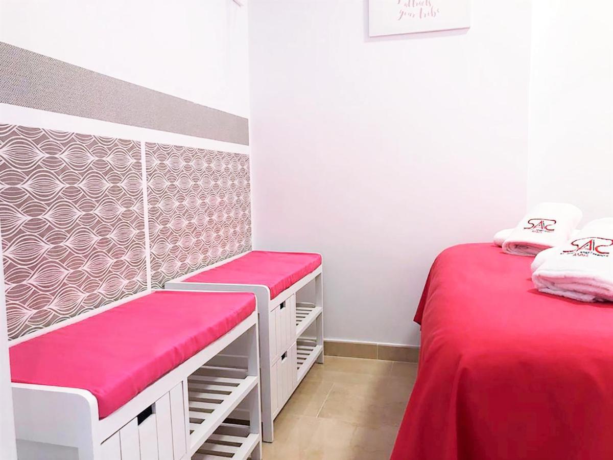 My Sweet Pink Apartment Бенидорм Екстериор снимка