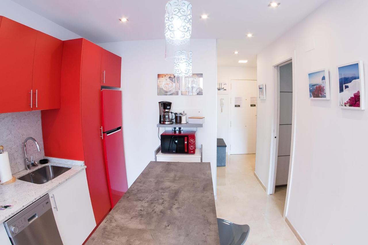 My Sweet Pink Apartment Бенидорм Екстериор снимка