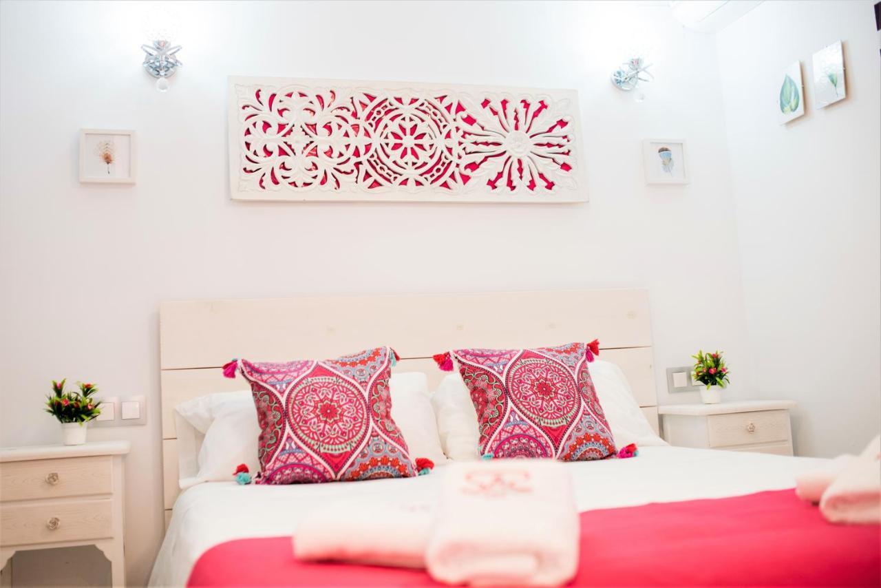 My Sweet Pink Apartment Бенидорм Екстериор снимка